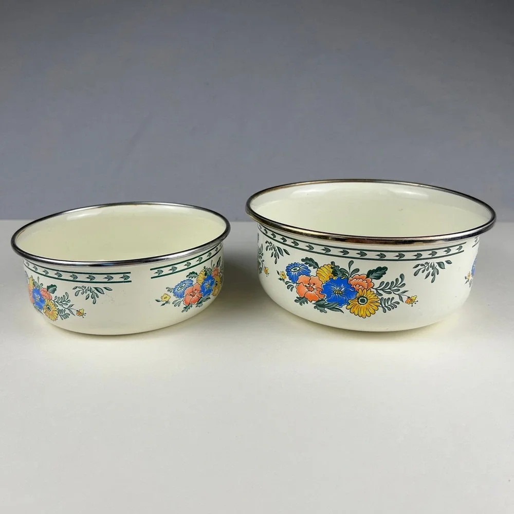 VTG Bowls M.‎ Kamenstein Enamel Set of 2 Floral 1982 Kitchenware Grandamcore